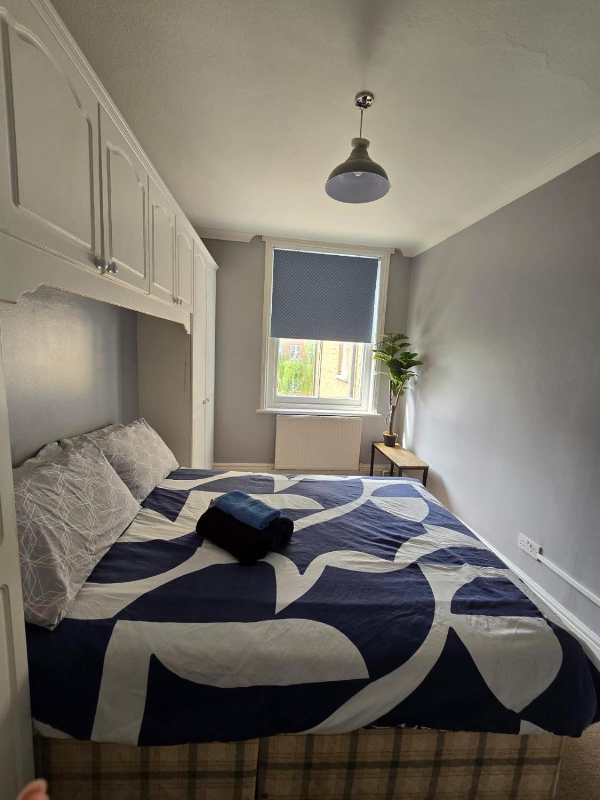 Great Flat Close To Edgware Road Londra Exterior foto